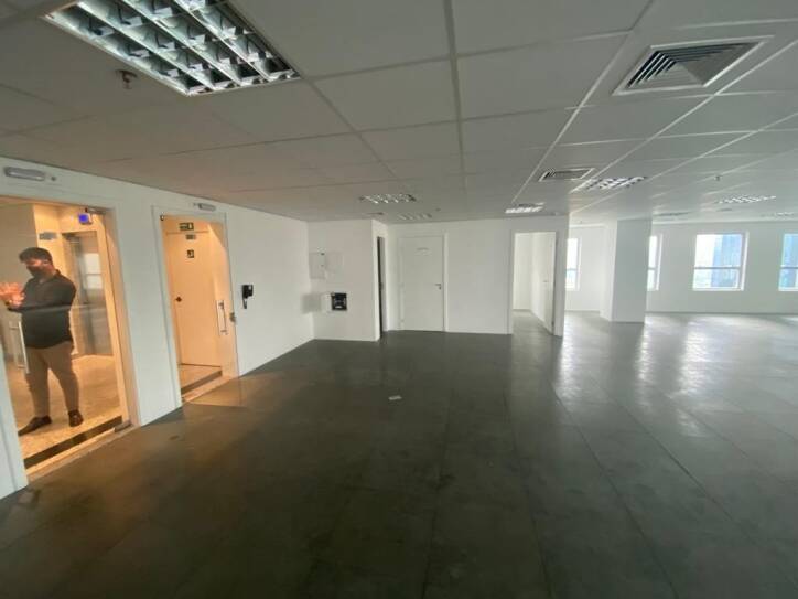 Conjunto Comercial-Sala à venda e aluguel, 126m² - Foto 11