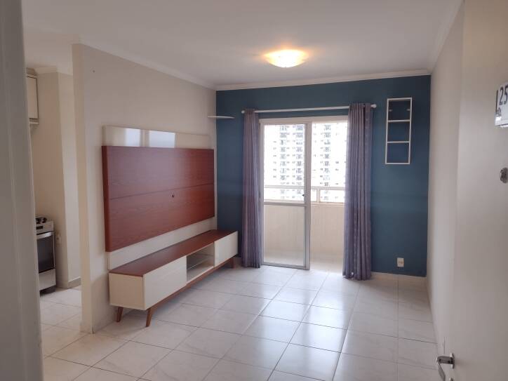 Apartamento à venda com 3 quartos, 72m² - Foto 2