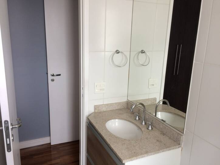 Apartamento para alugar com 3 quartos, 196m² - Foto 16