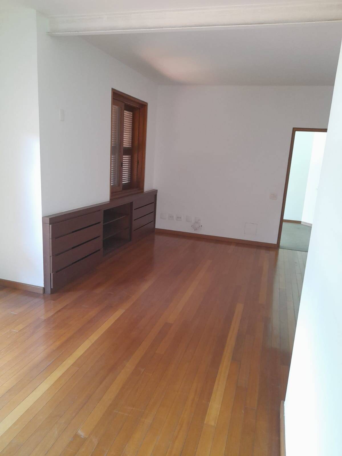 Casa à venda com 5 quartos, 600m² - Foto 6