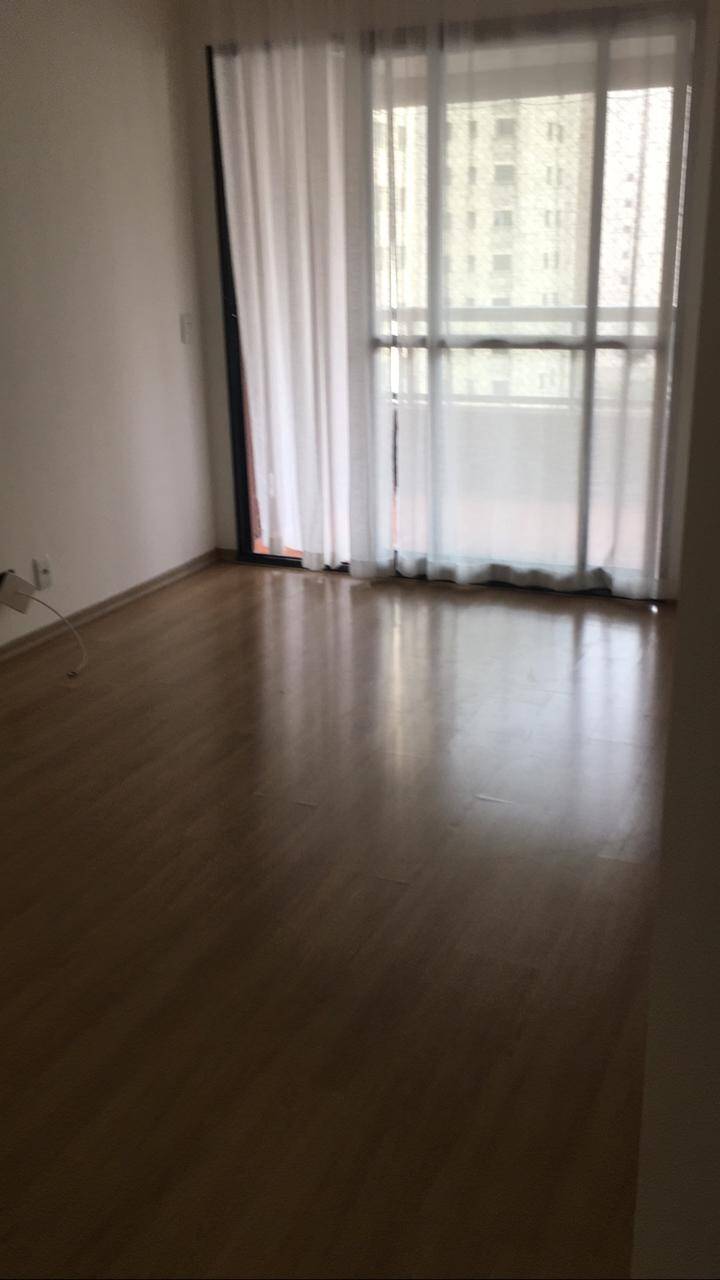 Apartamento para alugar com 3 quartos, 86m² - Foto 2