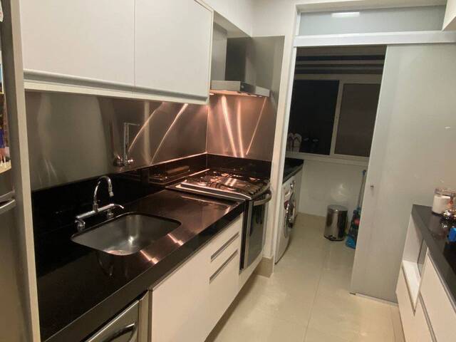 Apartamento para Venda em Santana de Parnaíba - 5