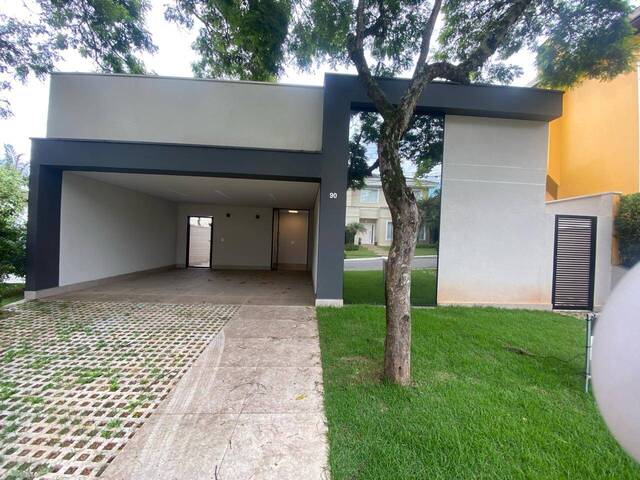 Casa para Venda em Santana de Parnaíba - 4