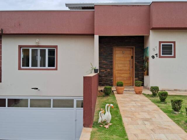 Casa para Venda em Santana de Parnaíba - 1