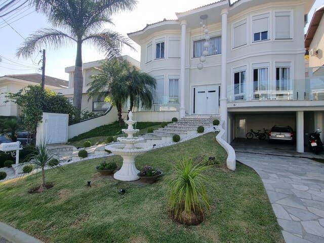 Casa para Venda em Santana de Parnaíba - 1