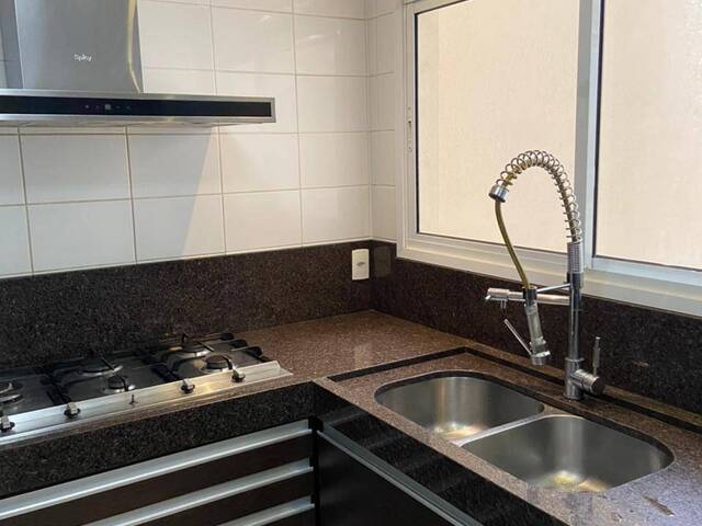 Apartamento para Venda em Santana de Parnaíba - 5