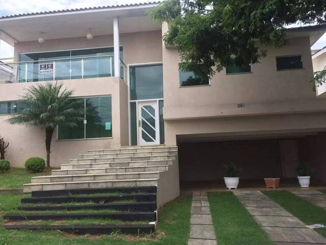 Casa para Venda em Santana de Parnaíba - 2