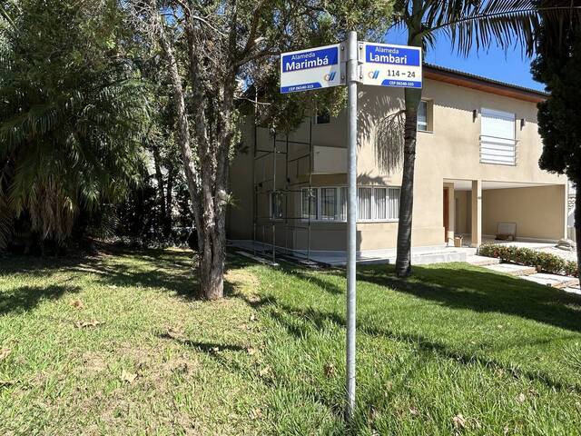 Casa para Venda em Santana de Parnaíba - 5