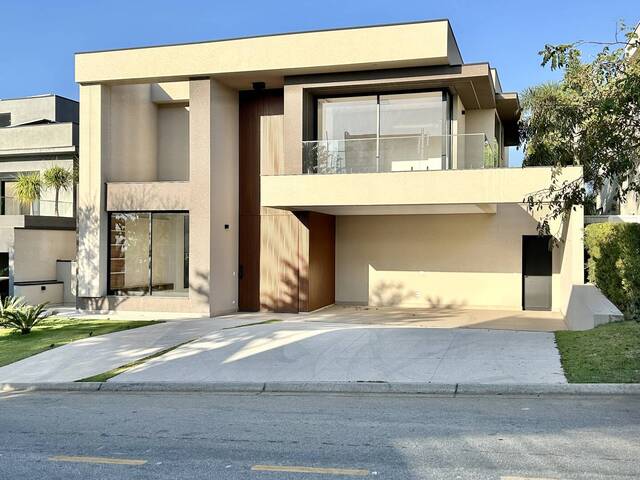 Casa para Venda em Santana de Parnaíba - 2