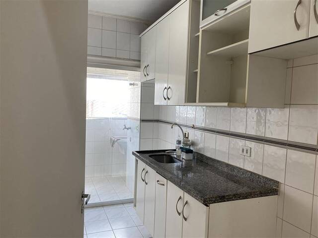 Apartamento para Venda em Santana de Parnaíba - 5