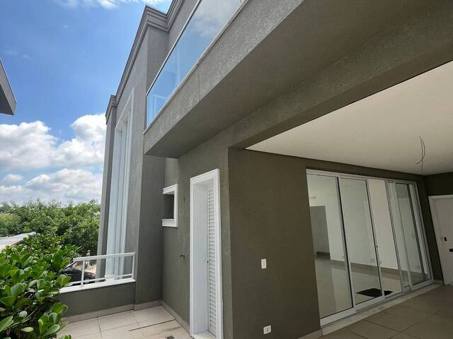 Casa para Venda em Santana de Parnaíba - 5