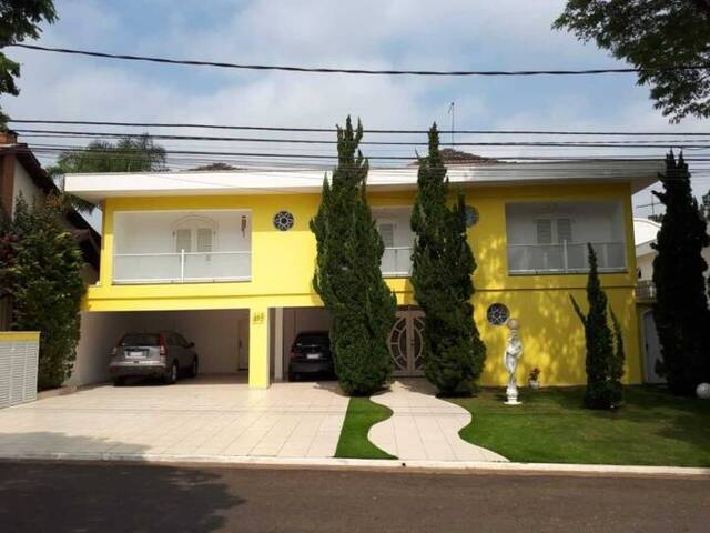 Casa para Venda em Santana de Parnaíba - 1