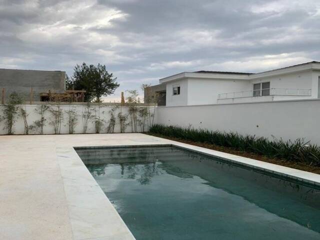 Casa para Venda em Santana de Parnaíba - 1