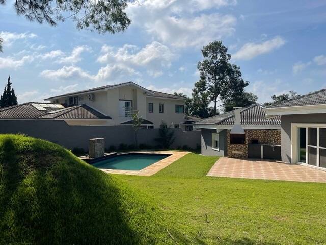 Casa para Venda em Santana de Parnaíba - 3